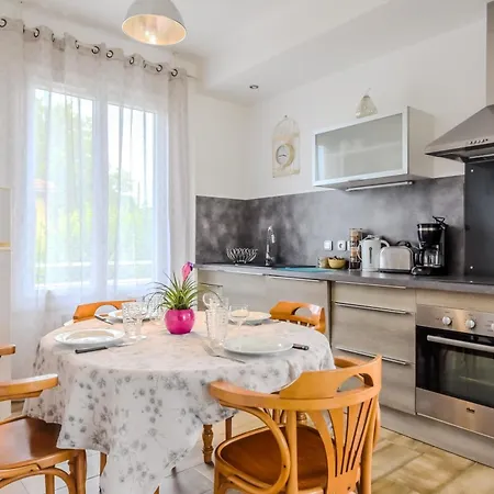 Les De Nathalie: Corneille Et Rivals