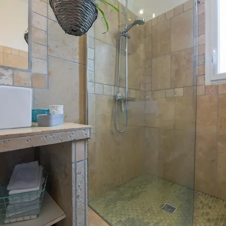 Les De Nathalie: Corneille Et Rivals Сasa de vacaciones